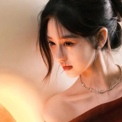 美丽笨女人